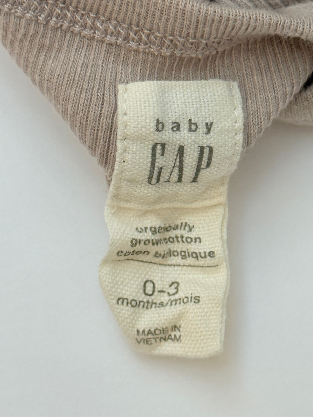 Baby Gap Ribbed Pocket Bodysuit Size 0-3M