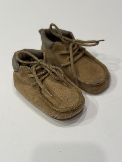 Old Navy Walabee Boot Tan 6-12M