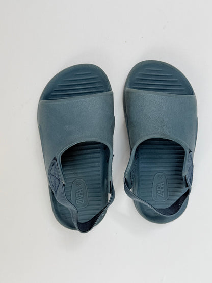 Zara Gray Rubber Sandals Size 22