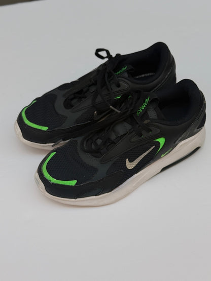 Nike Air Max Bolt Sneakers Size 6Y