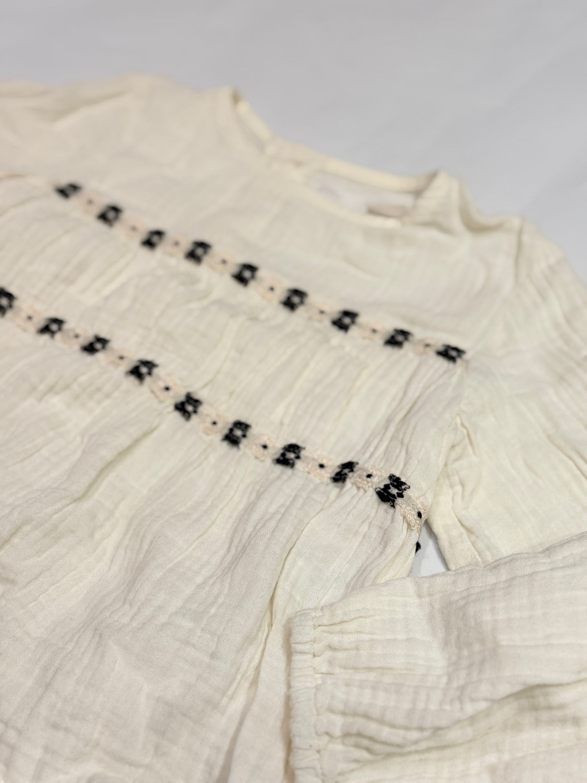 Zara Cream Embroidered Muslin Top Size 5