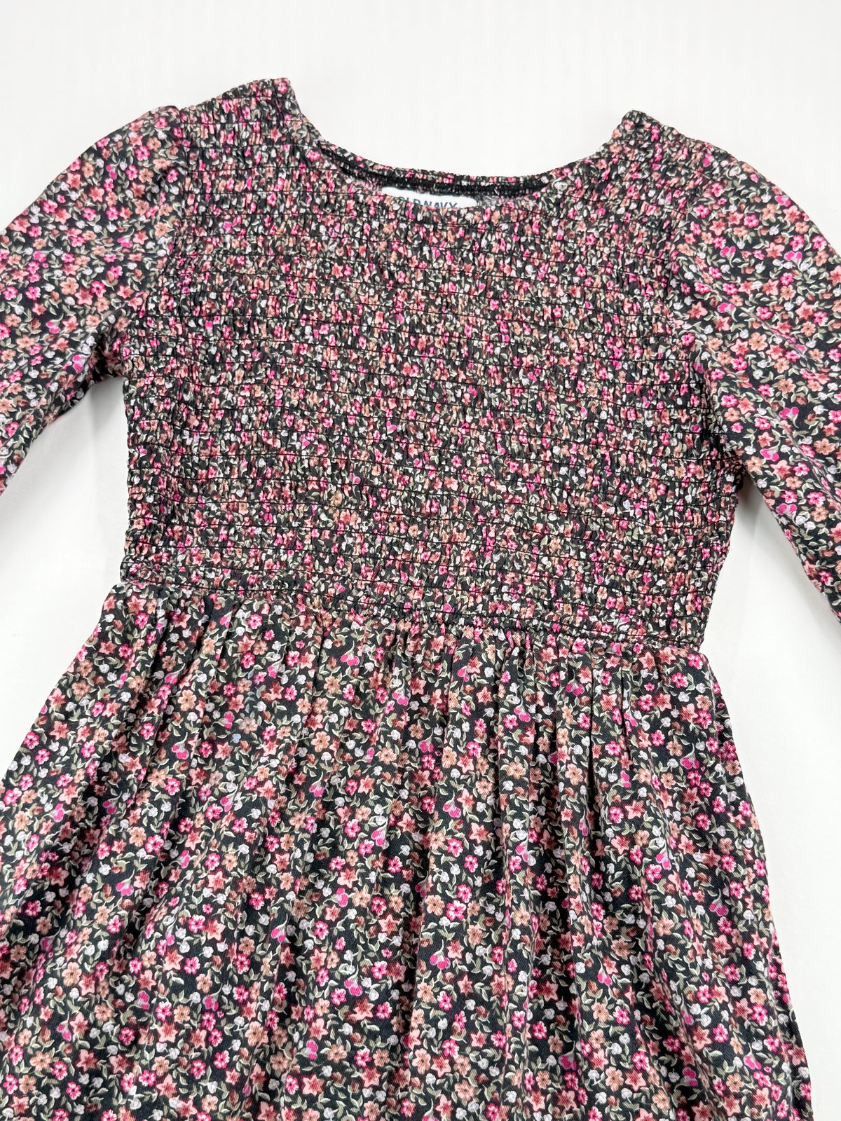Old Navy Floral Smocked Dress S (6-7) 6-7
