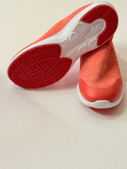 Reima Coral Knit Slip-On Sneaker Size 32