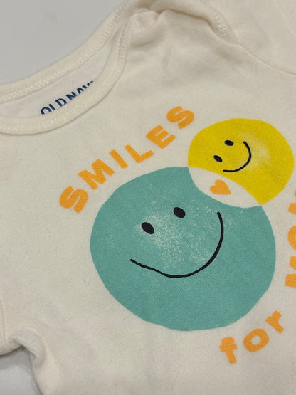 Old Navy Smiles for Mom Bodysuit 0-3M