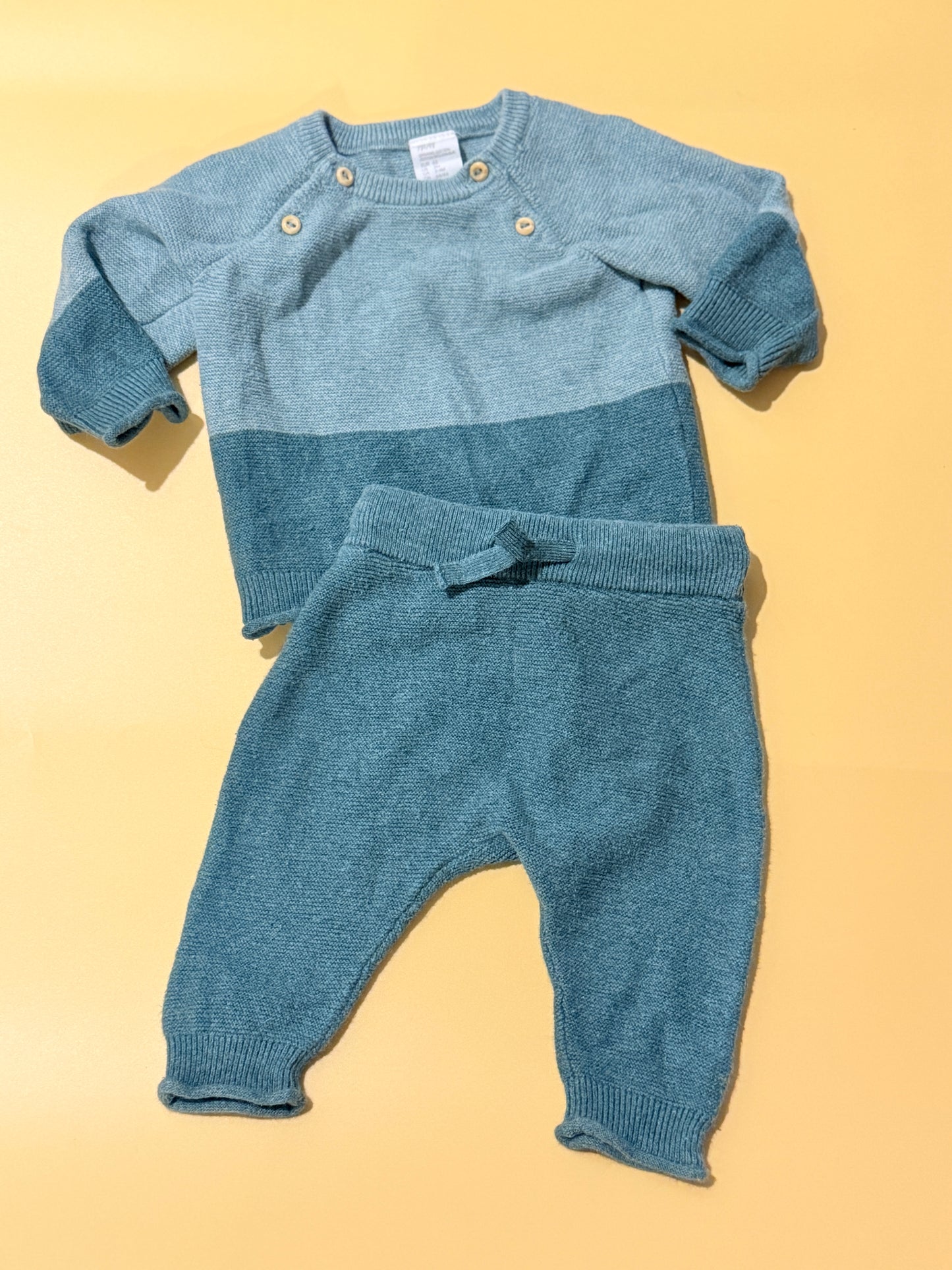 H&M 2pc knit Set 2-4m