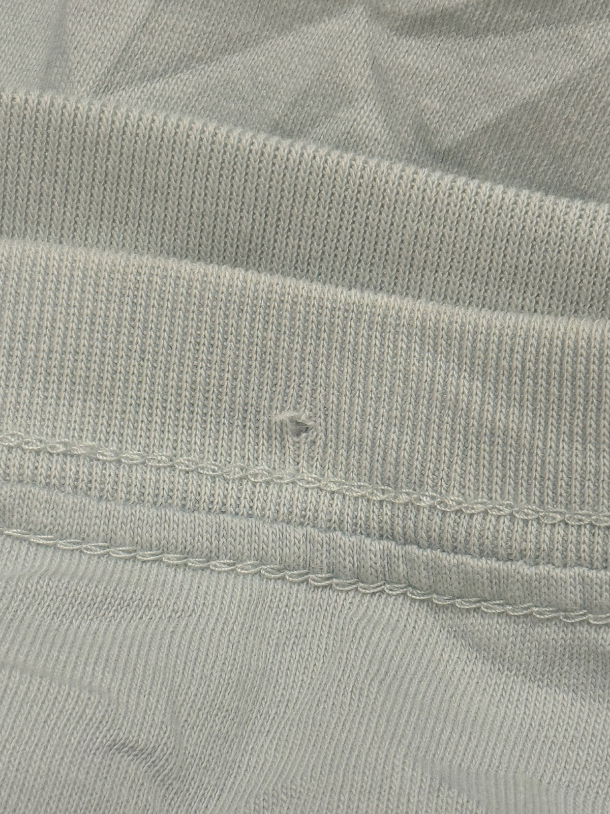 Uniqlo UT Mammals on the Earth Tee 7Y