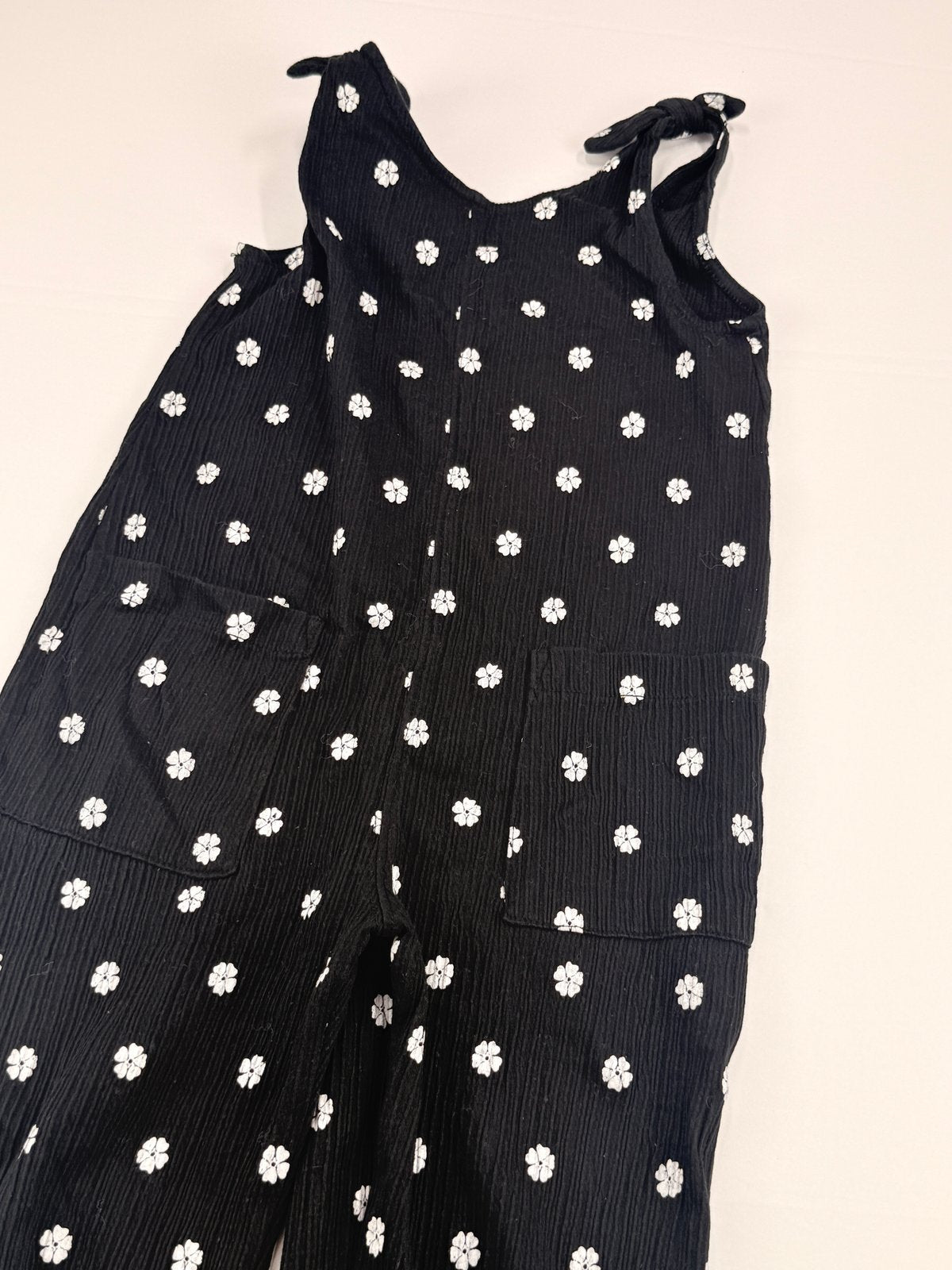 Old Navy Black Floral Romper Size 3T