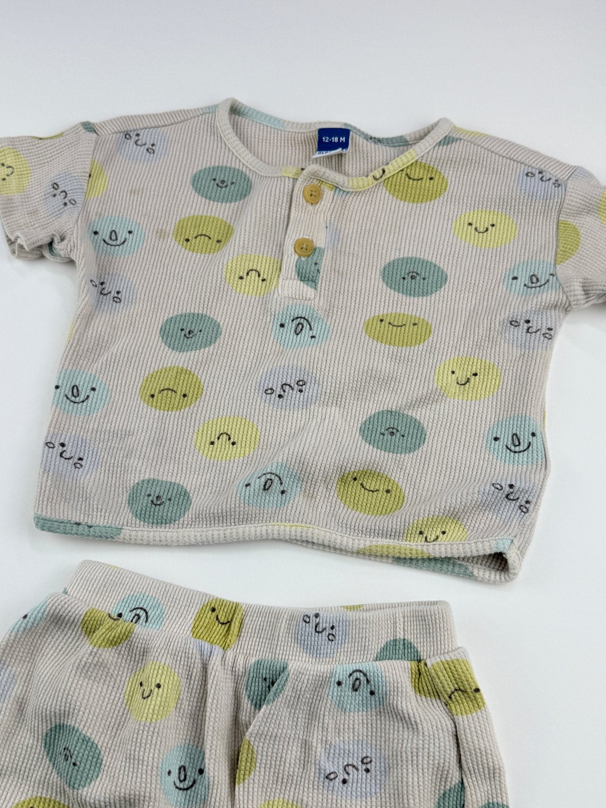 Old Navy Smiley Face Waffle Set 12-18M