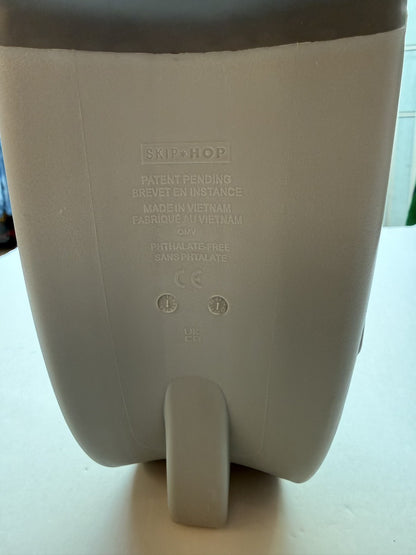 Skip Hop Moby Whale Bath Rinser