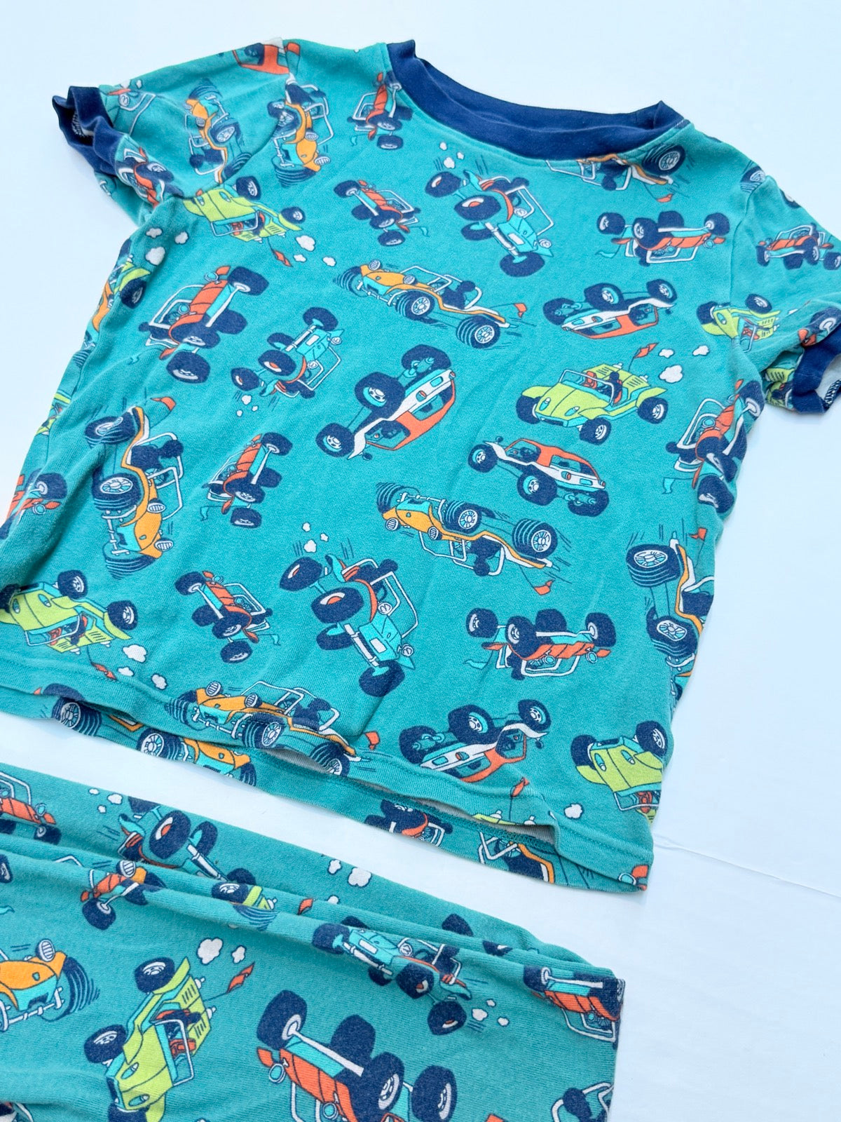 Kirkland Signature Dune Buggy Pajamas Size 5/6