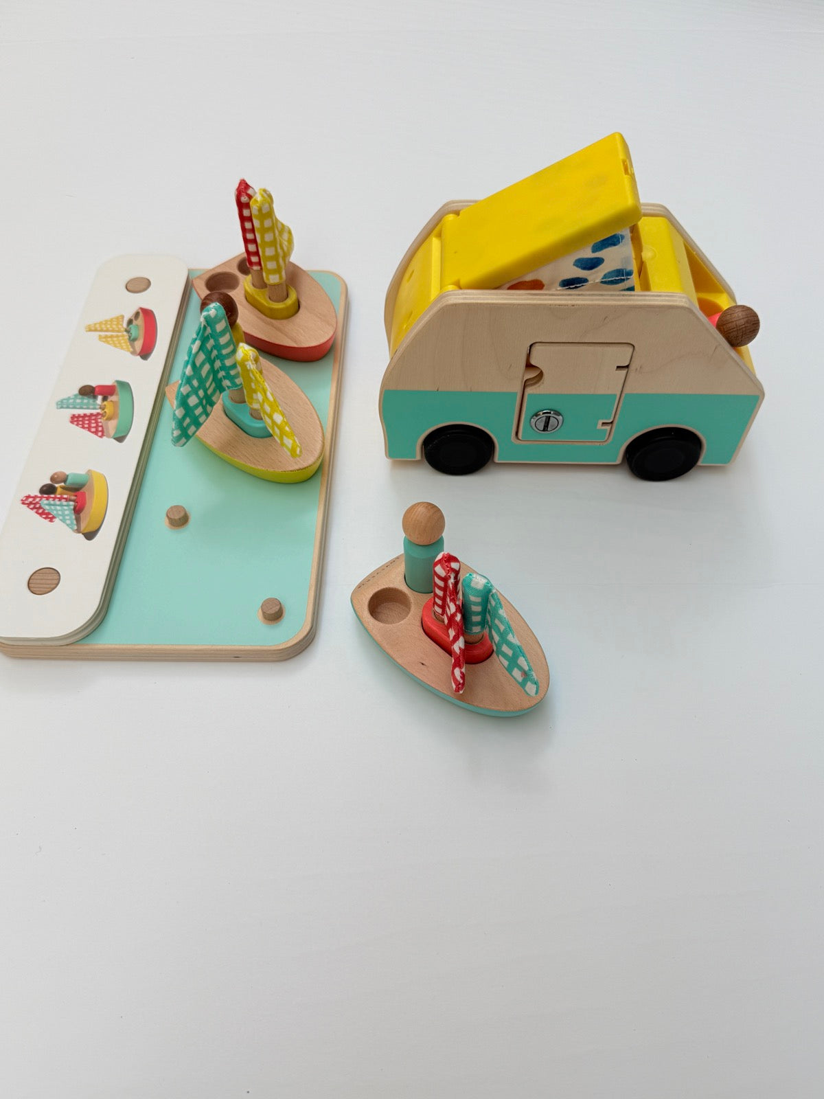 Wooden Camper Van & Sailboat Puzzle Toy Set