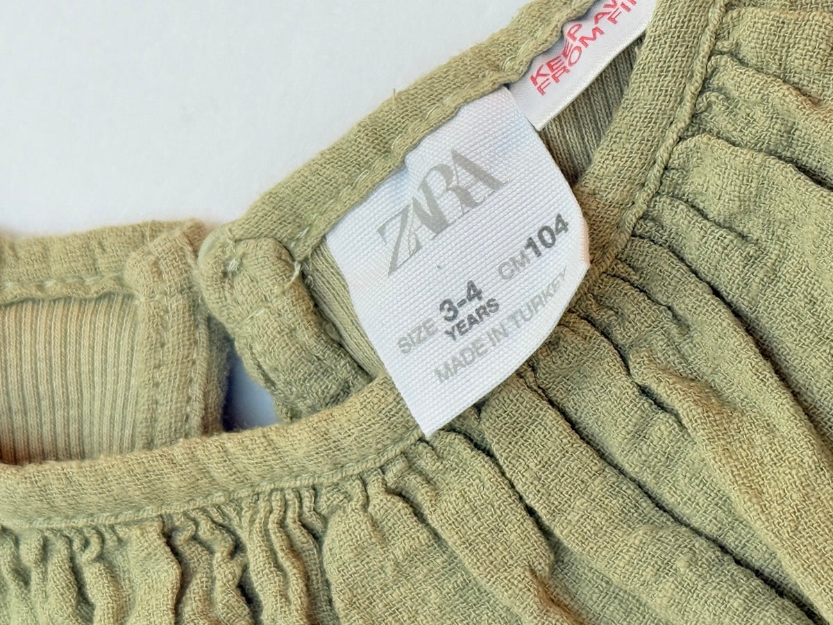 Zara Ruffle Collar Ribbed Top Size 3-4Y