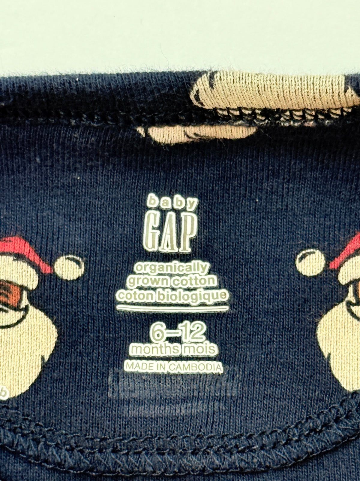 Baby Gap Santa Print Footed Sleeper 6-12M