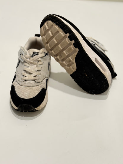 Nike Air Max 1 Black White  Shoes 4Y