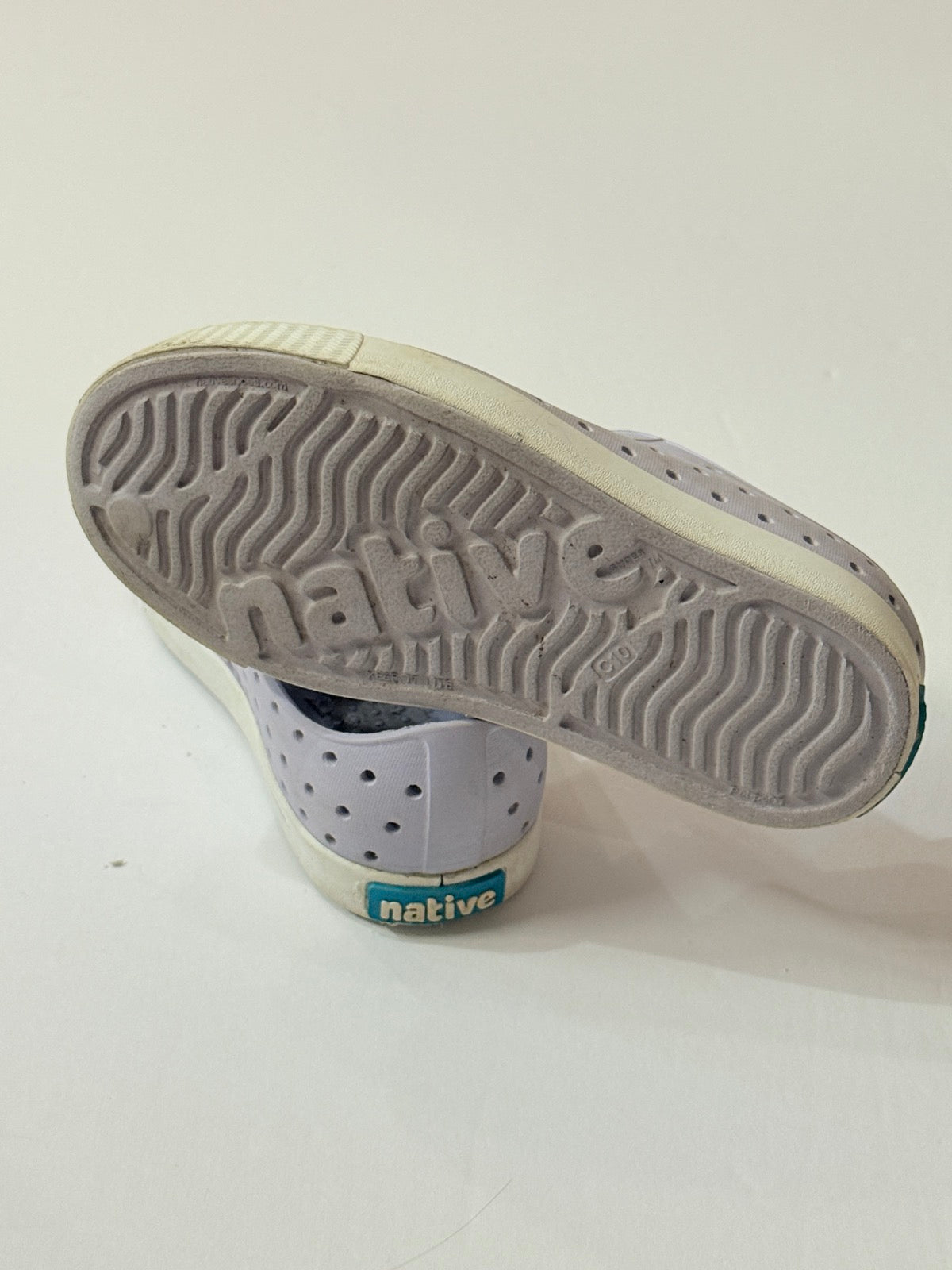 Native Jefferson Sugarlite Lavender Slip-On C19