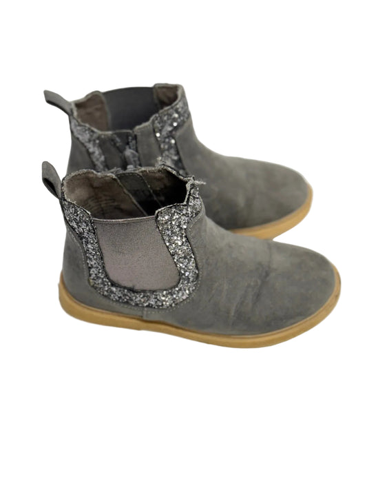 Unknown Gray Glitter Chelsea Boots Size 10M