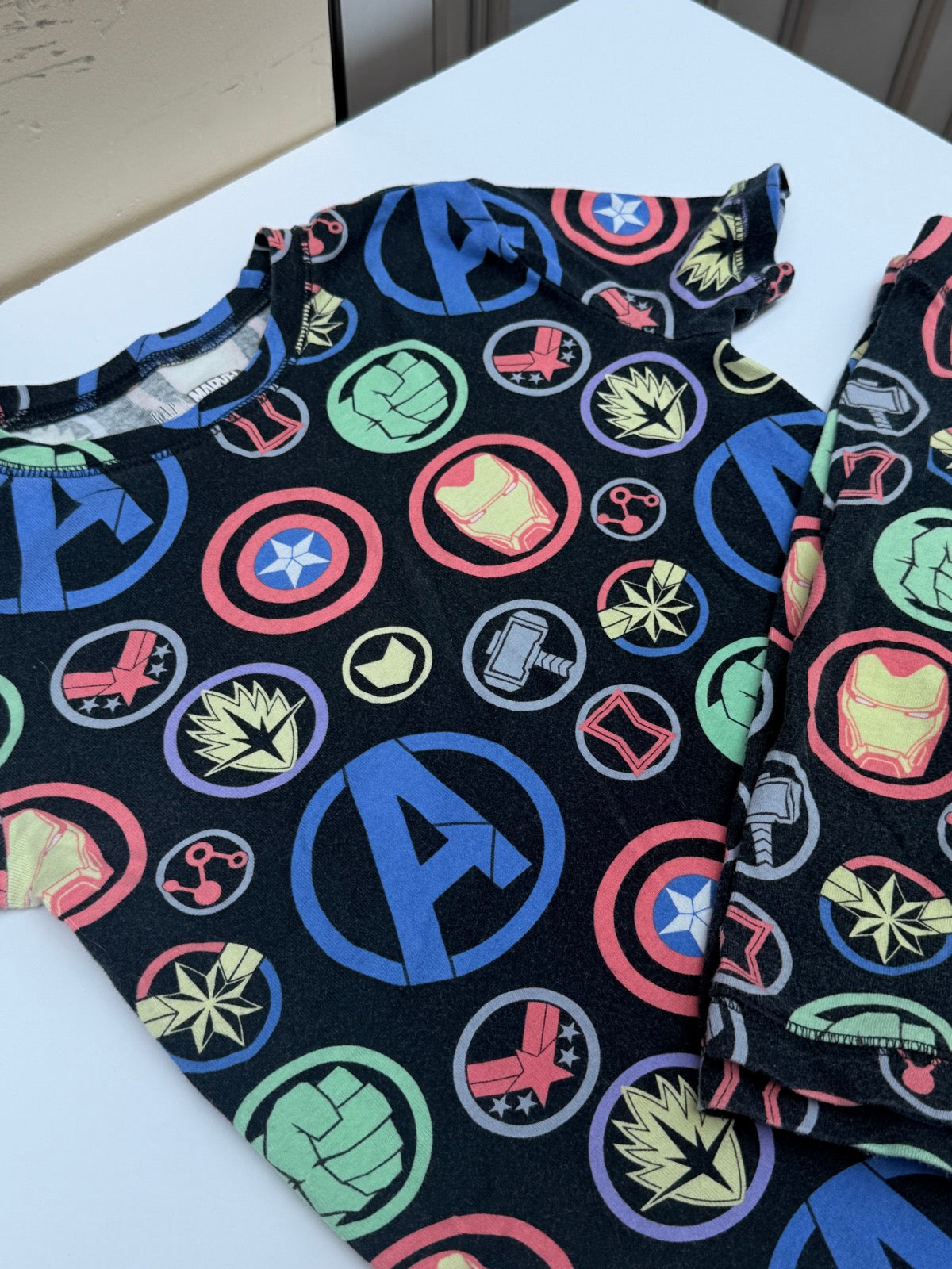 Gap Kids Marvel Avengers Pajama Set Size 12