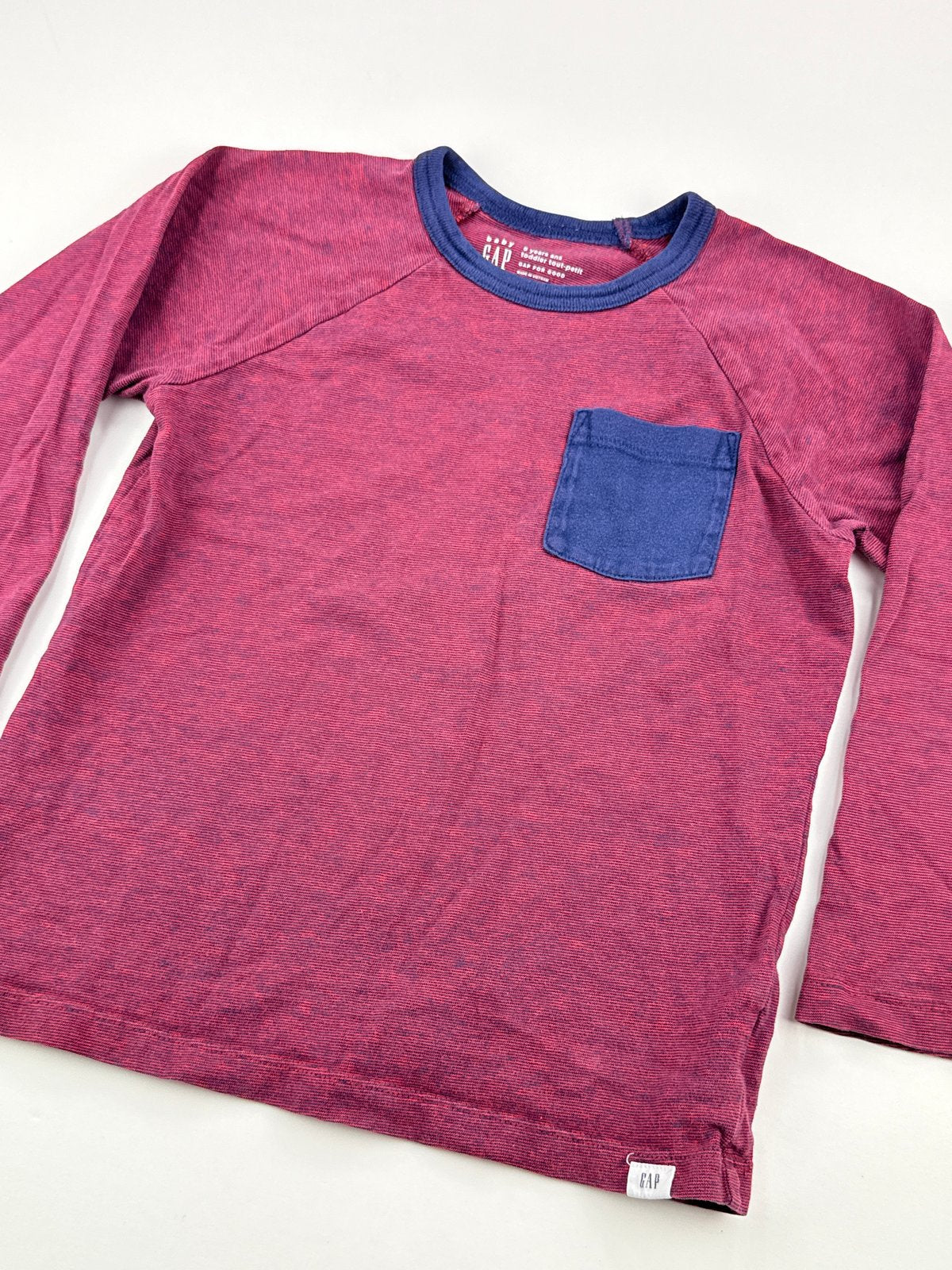 Baby Gap Burgundy Striped T-Shirt Size 5T