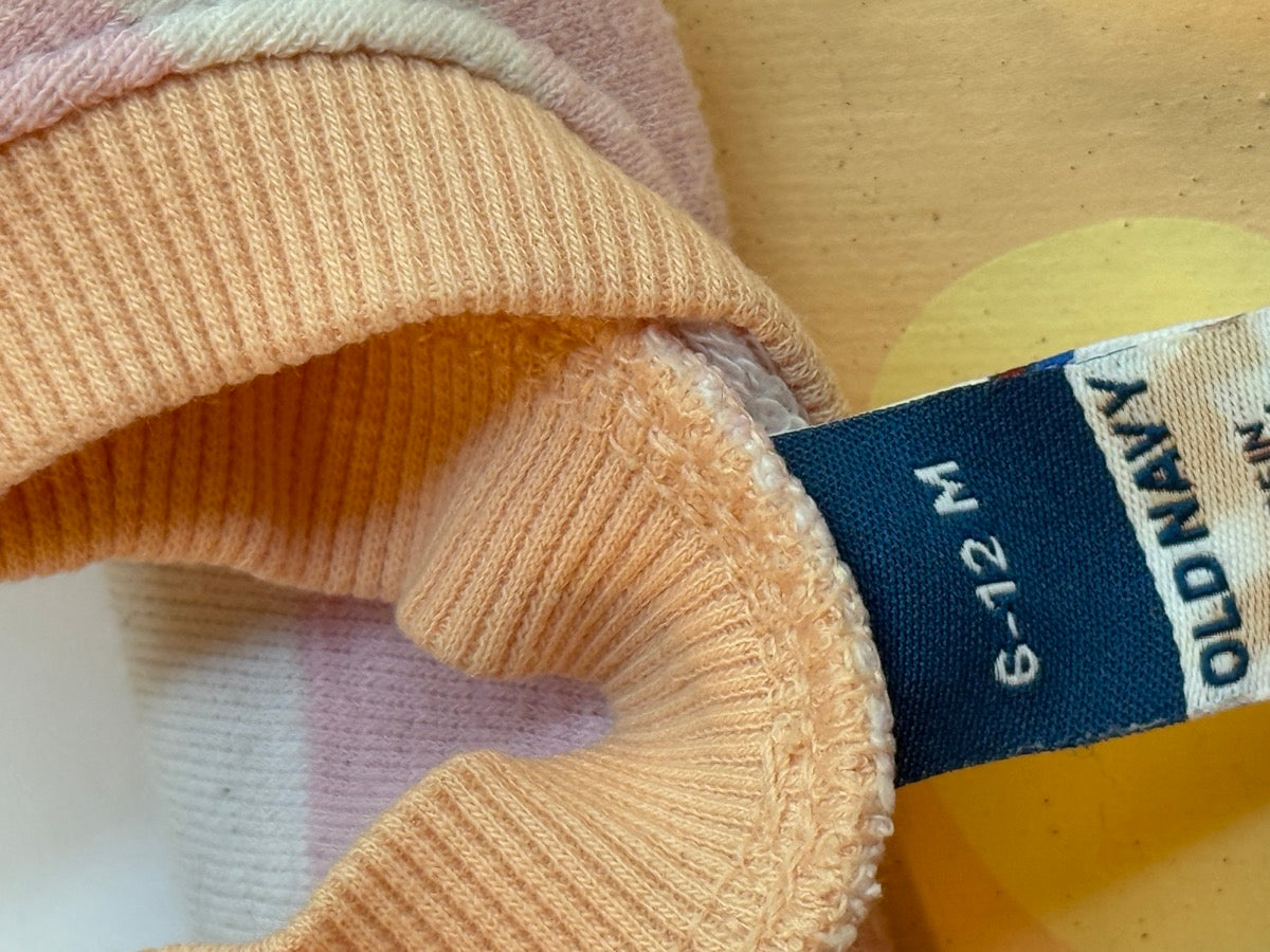 Old Navy Daisy Sweatshirt & Jogger Set 6-12M