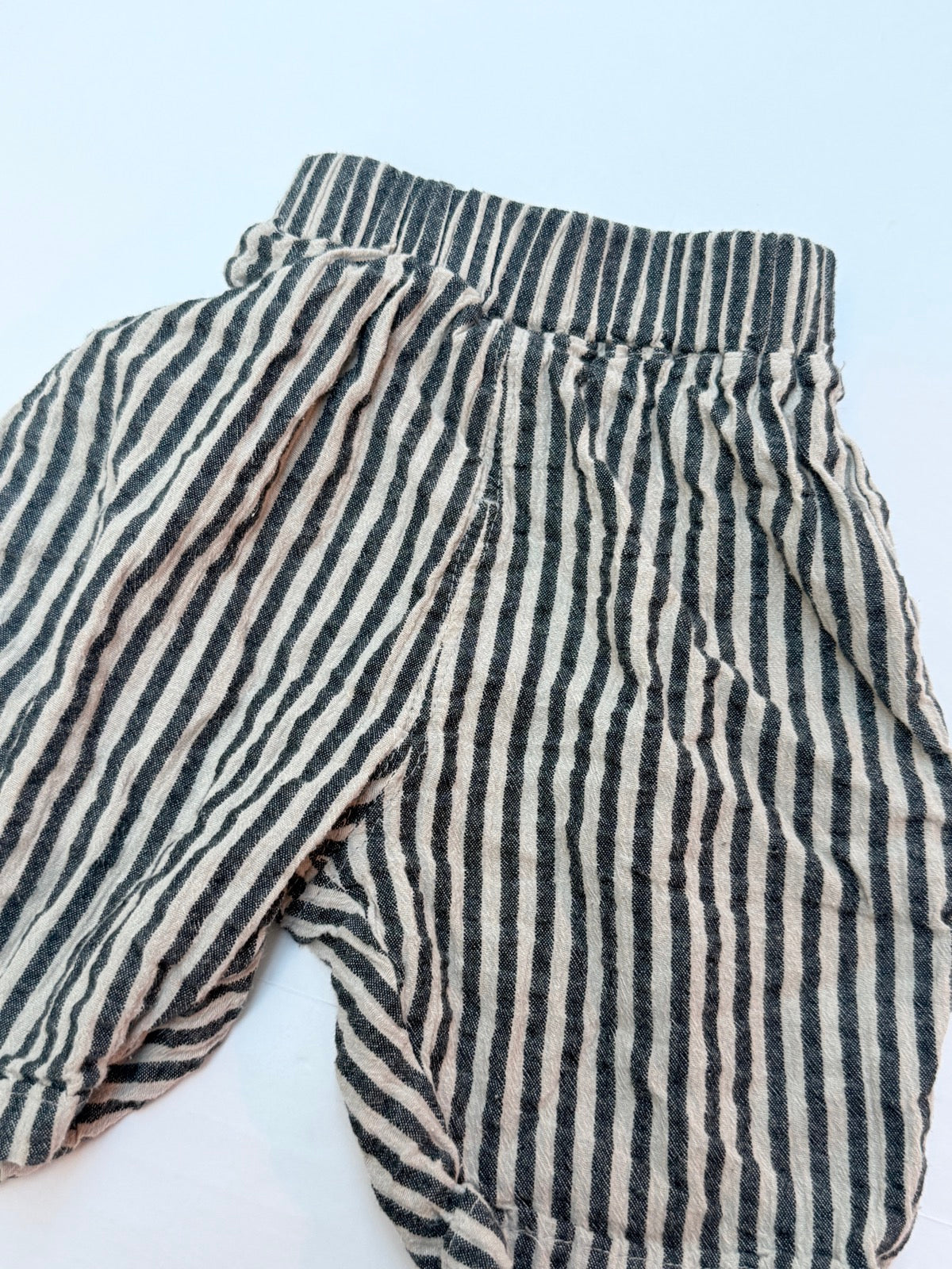 Striped Shorts Size 6m (3-12m)