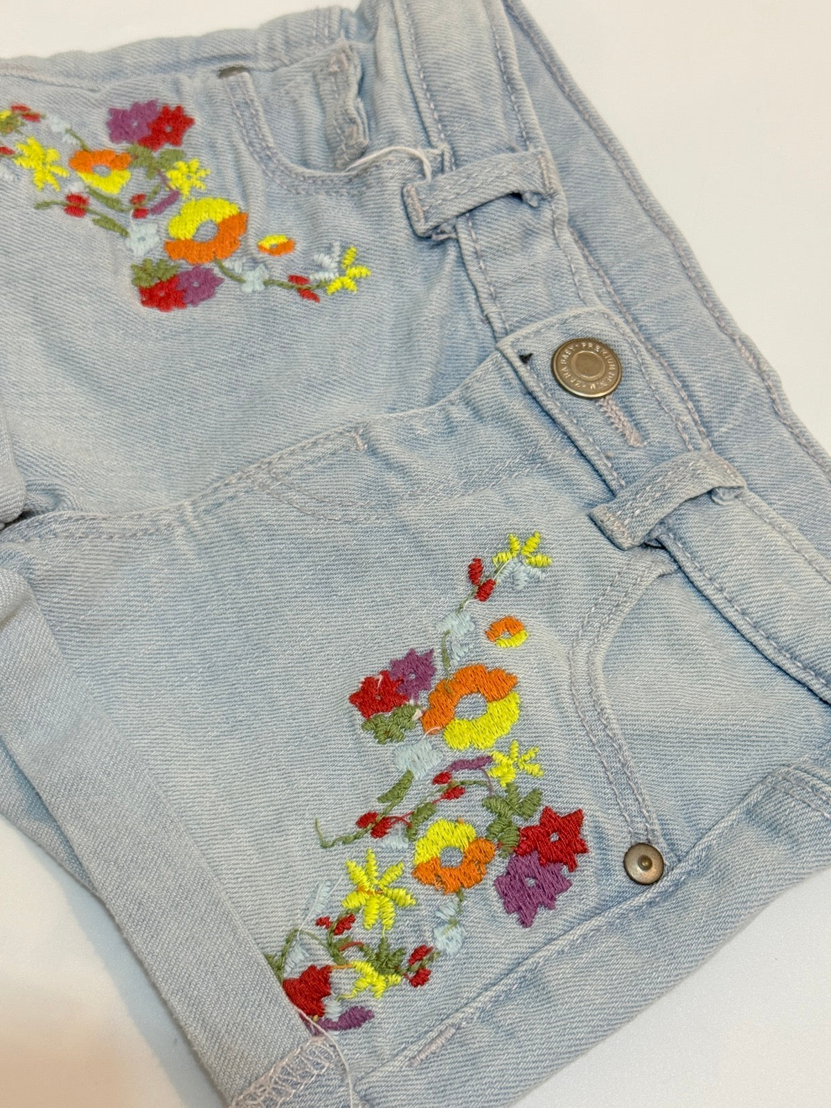 Zara Baby Girl Floral Embroidered Denim Shorts 3-6m