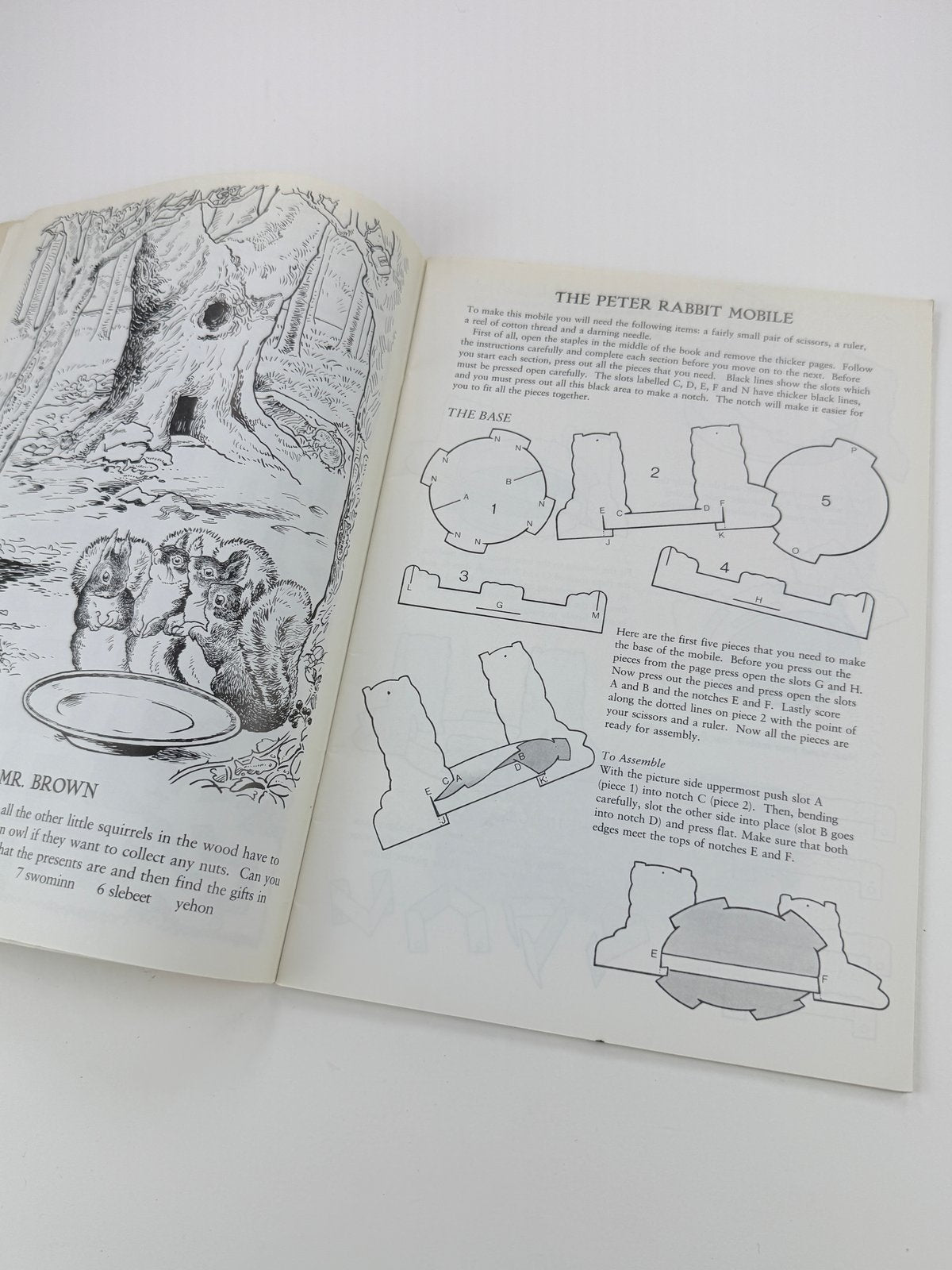 Beatrix Potter The Peter Rabbit Make-A-Mobile Activity Book