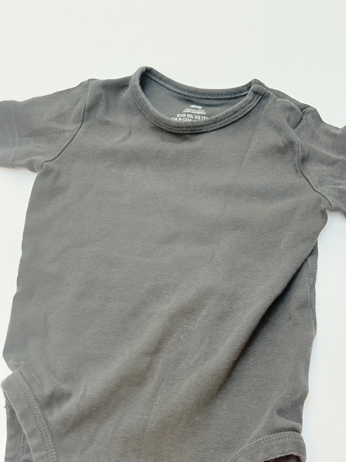 H&M Organic Cotton Bodysuit 12M