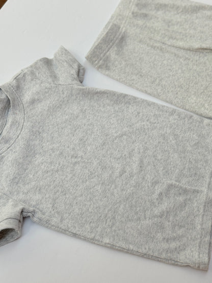Old Navy Gray Ribbed Pajama Set 3T