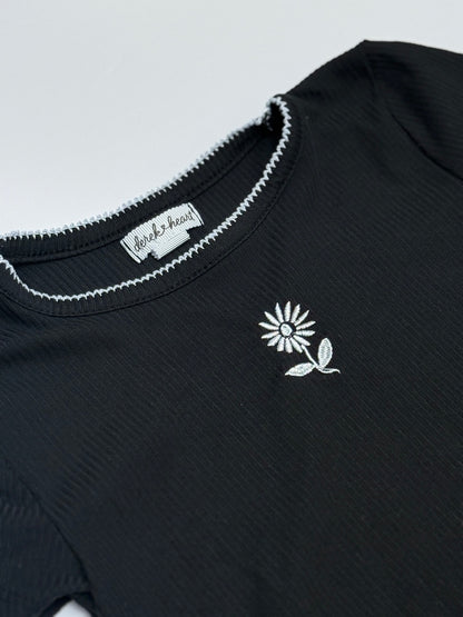 Derek Heart Black Floral T-Shirt Size 6