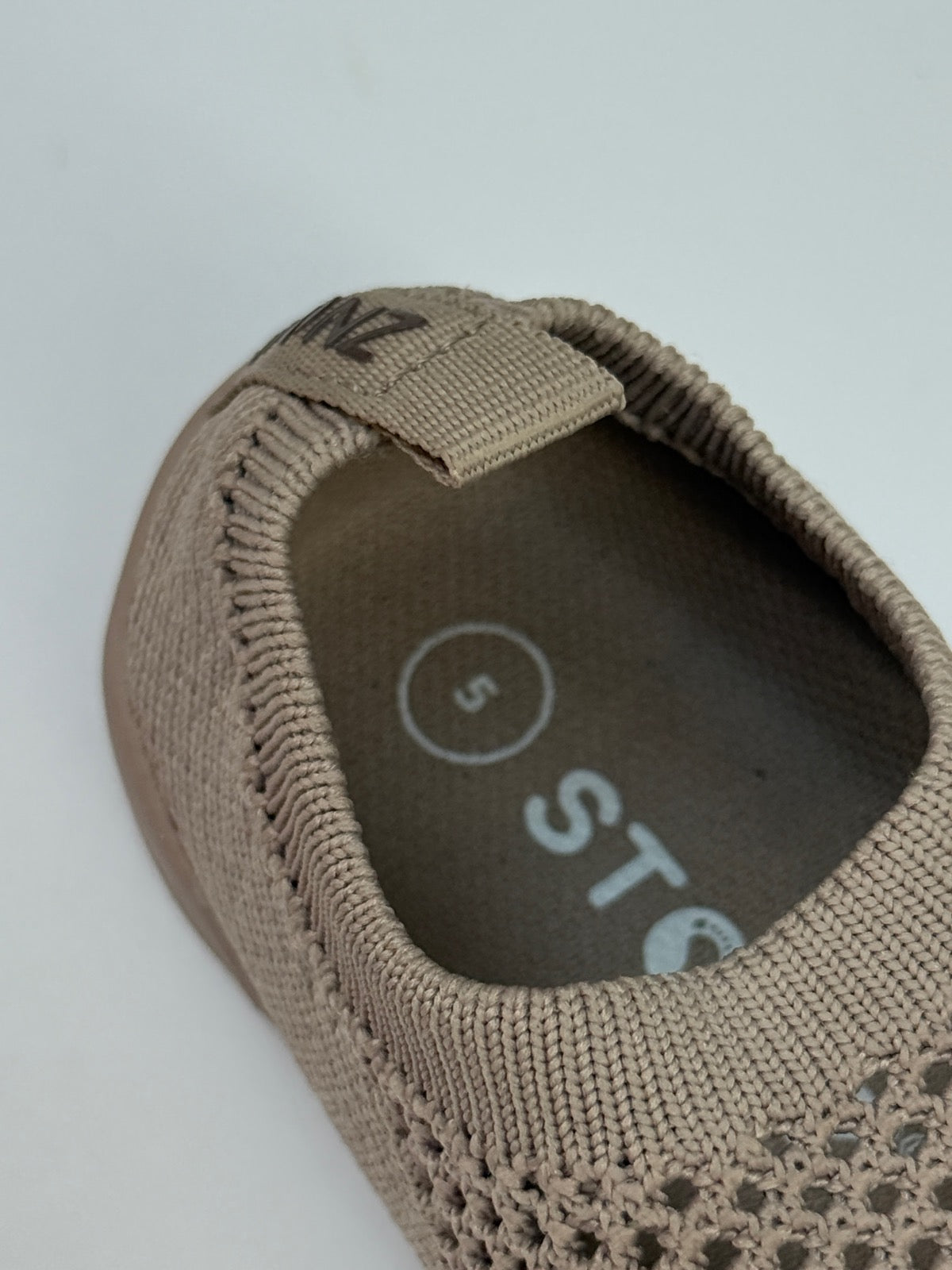 Stonz Knit Slip-On Toddler Shoes Size 5