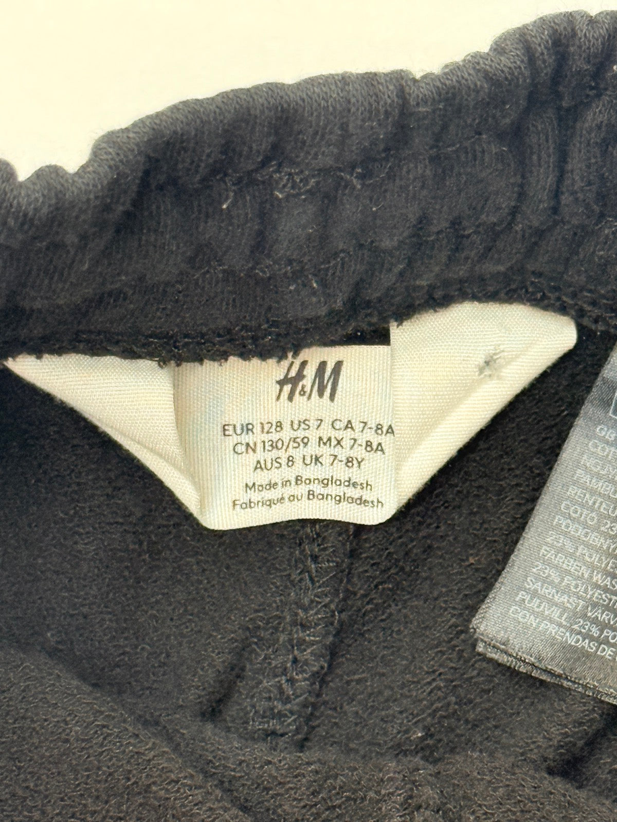 H&M Black Cargo Shorts Size 7-8Y
