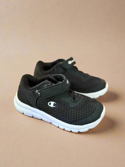 Champion Shoes US 5 1/2