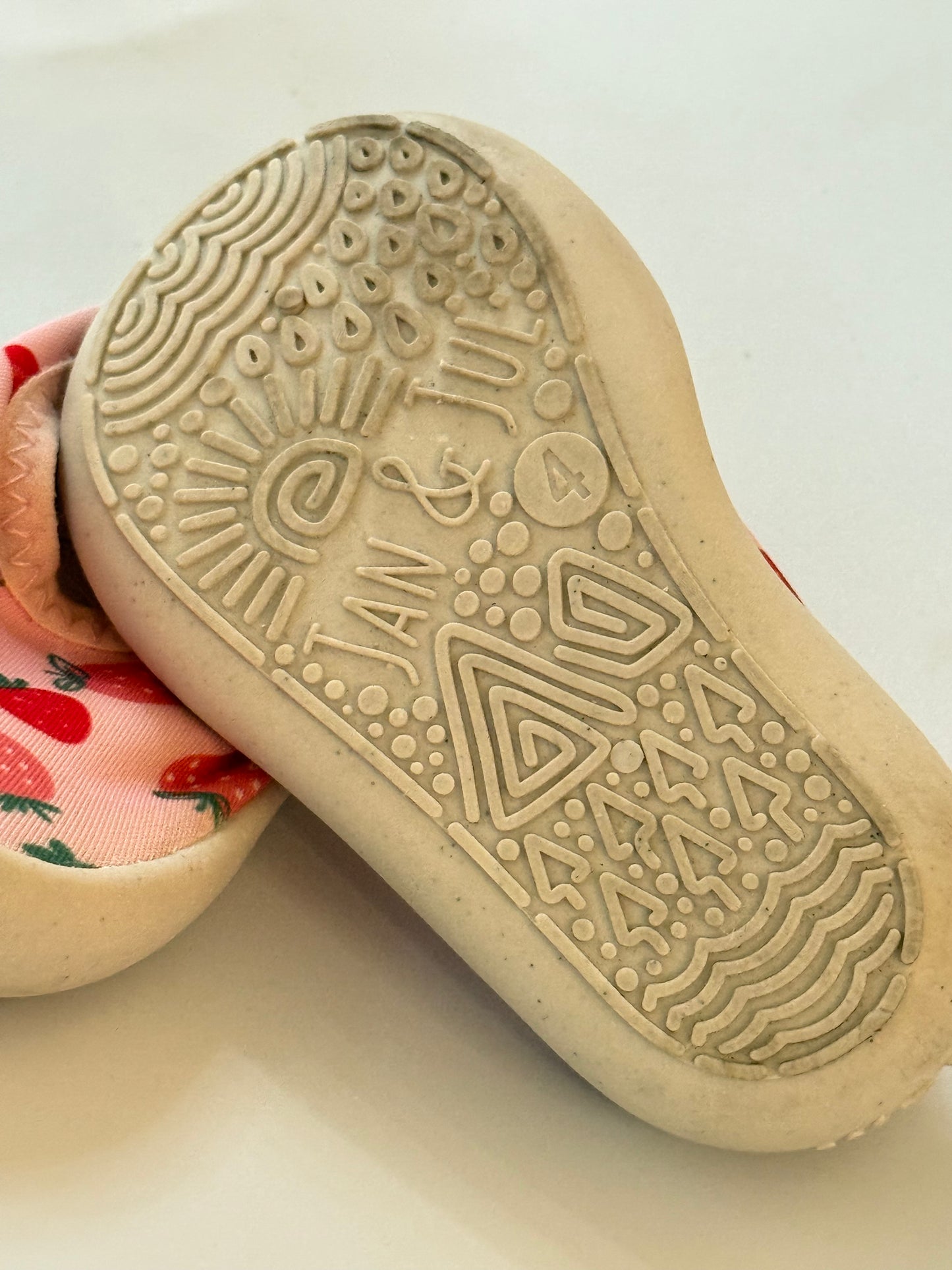 Jan & Jul 4 Quick Dry Water shoes