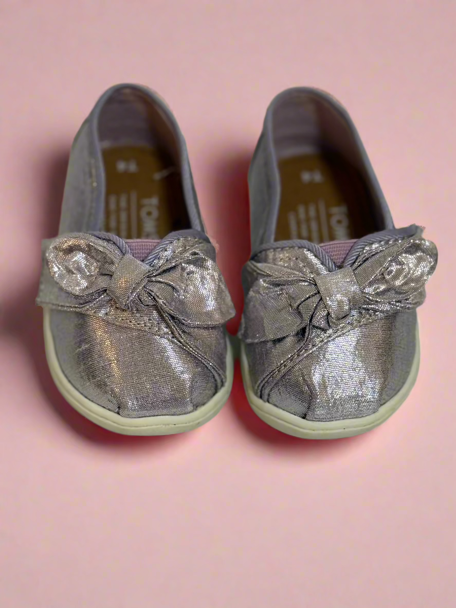Toms Lilac purple shoes 4c