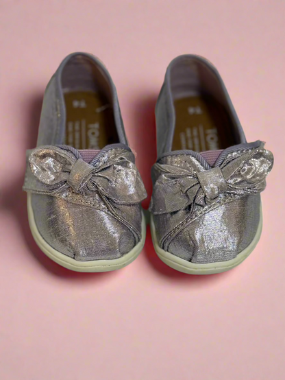 Toms Lilac purple shoes 4c