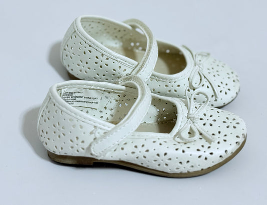 Cherokee Shoes US7