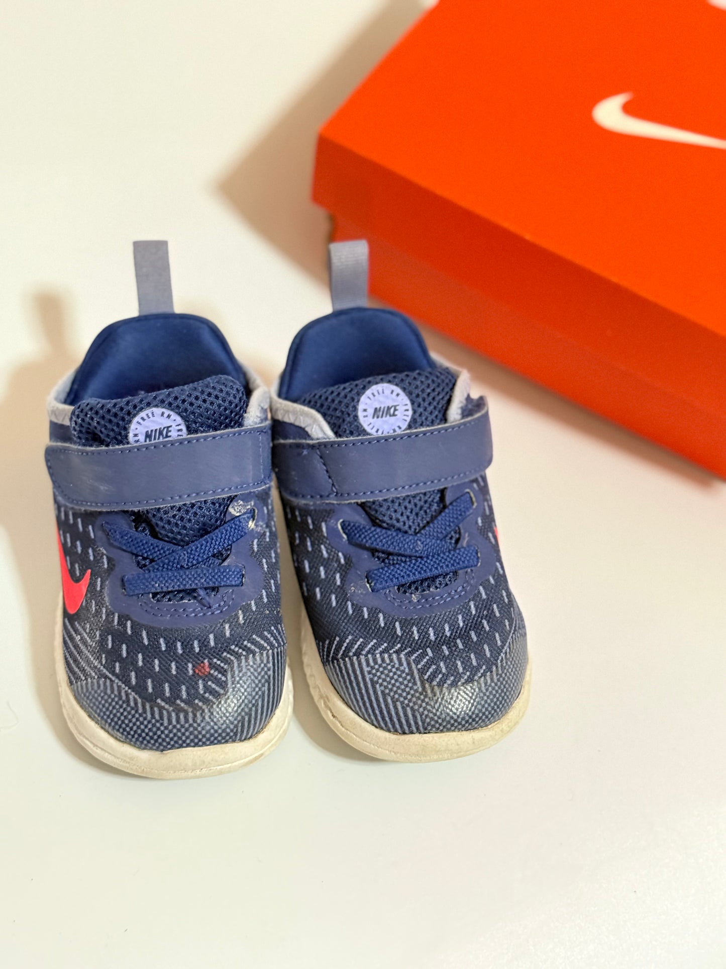 Nike Shoes US7