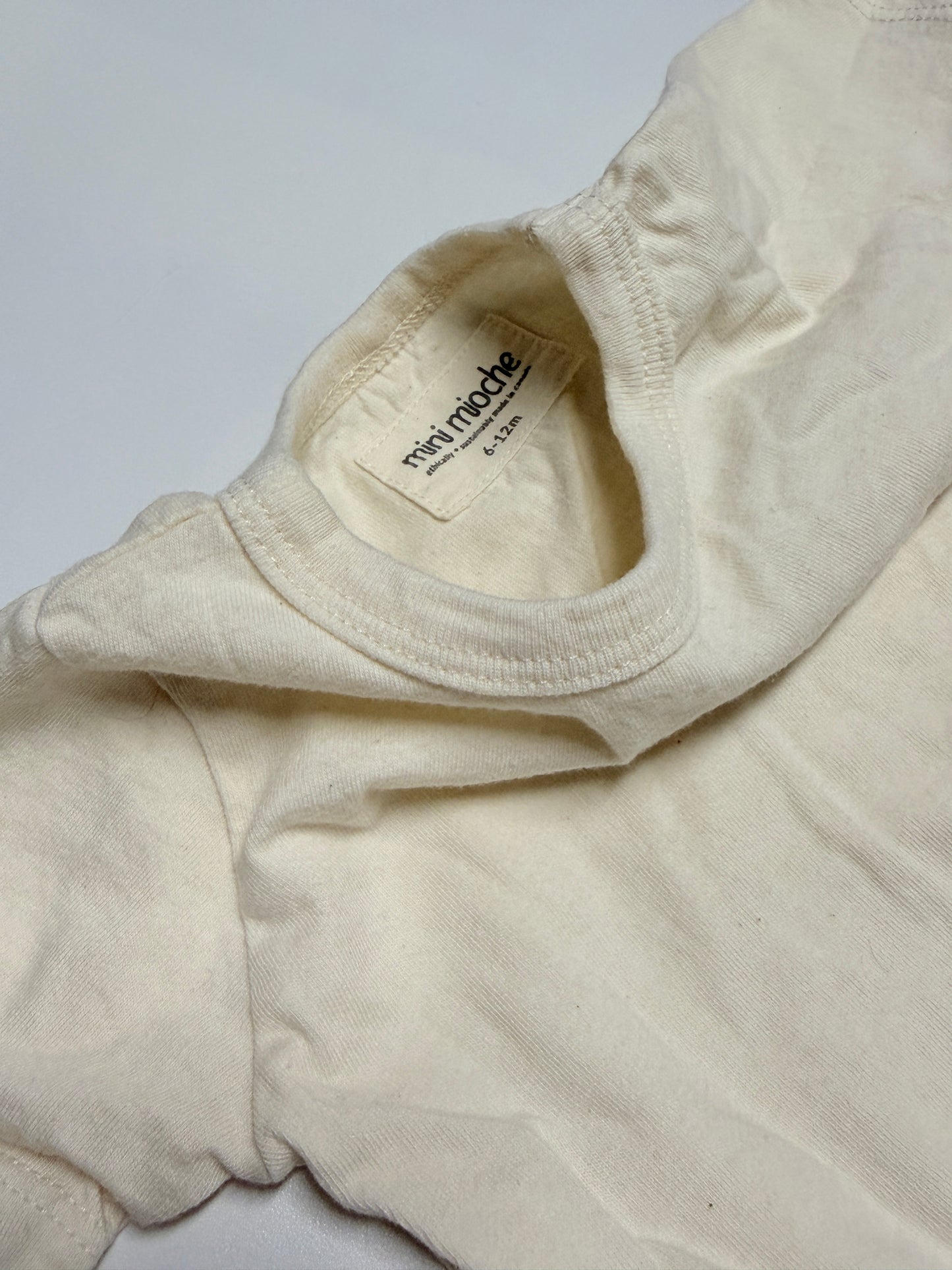 Mini Mioche Organic Cotton Onesie Cream 6–12M
