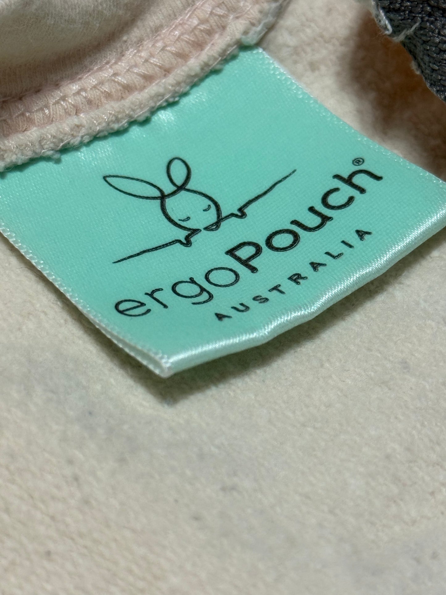 Ergo Pouch Australia 1.0 0-3m.