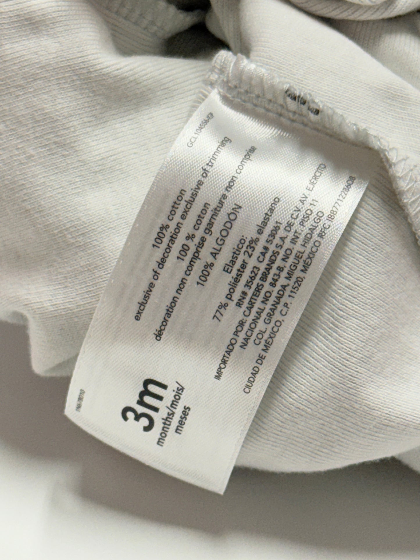 Carter’s 2-Piece Gingham Set Size 3M