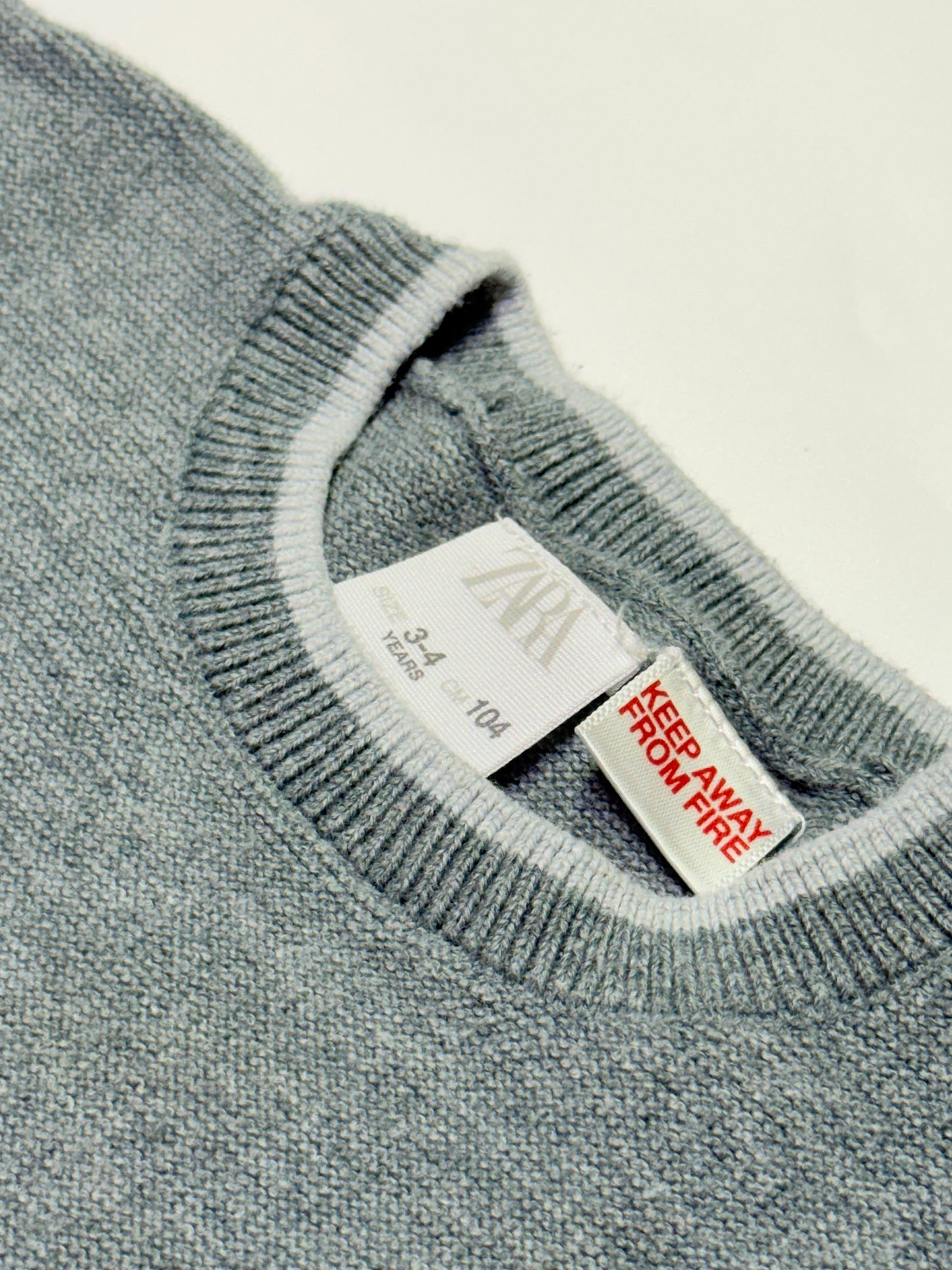 Zara Knit Sweater Size 3-4Y