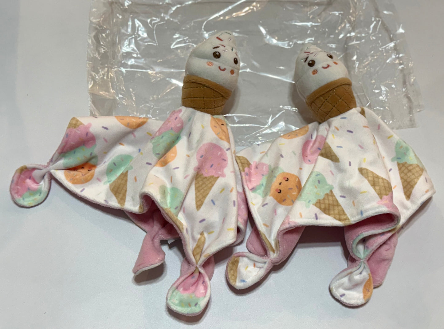 New Mary Myer Soothie Blanket Ice cream