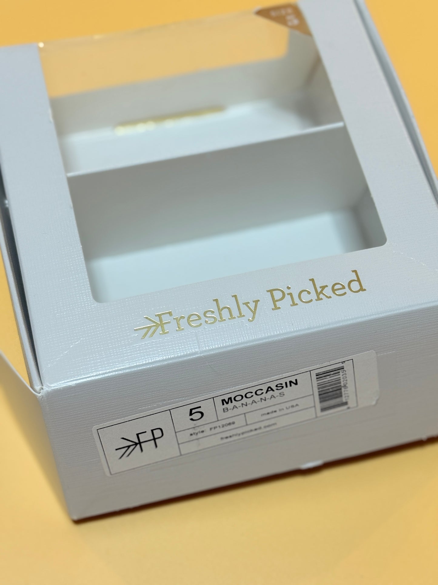 Freshly Picked Soft Sole Bananas size 5 NIB