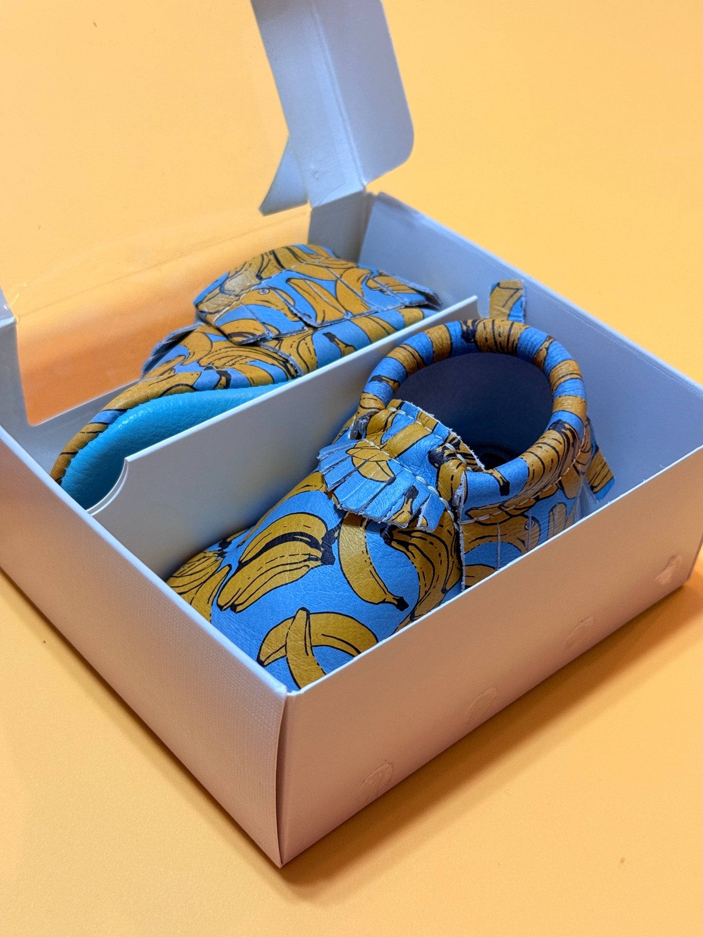 Freshly Picked Soft Sole Bananas size 5 NIB