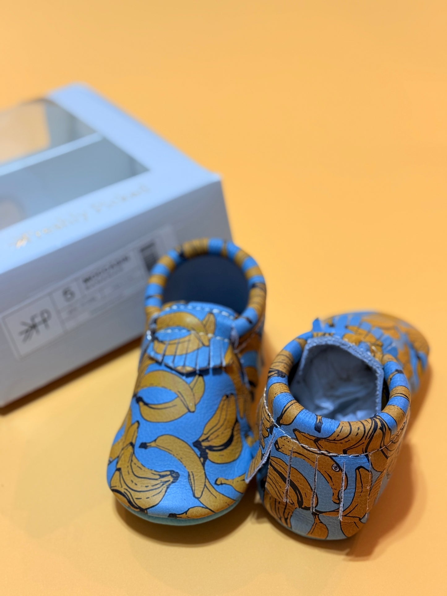 Freshly Picked Soft Sole Bananas size 5 NIB