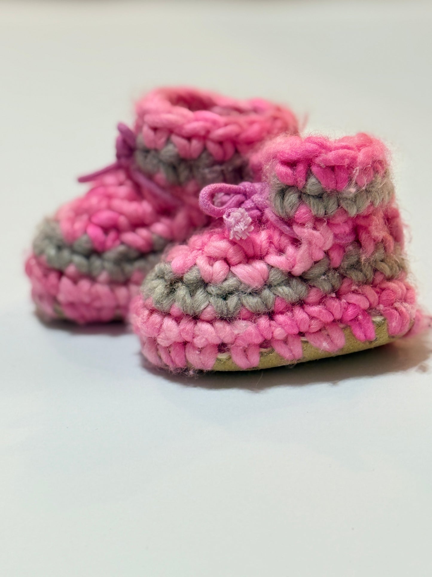 Pink toned Padraig Knitted Booties 3-12m
