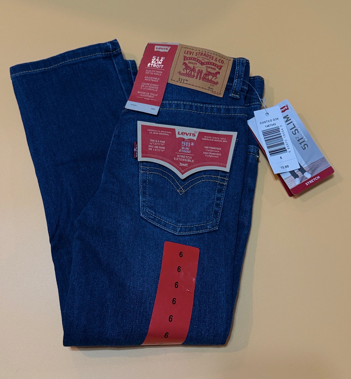 Levis Jeans NWT 6y