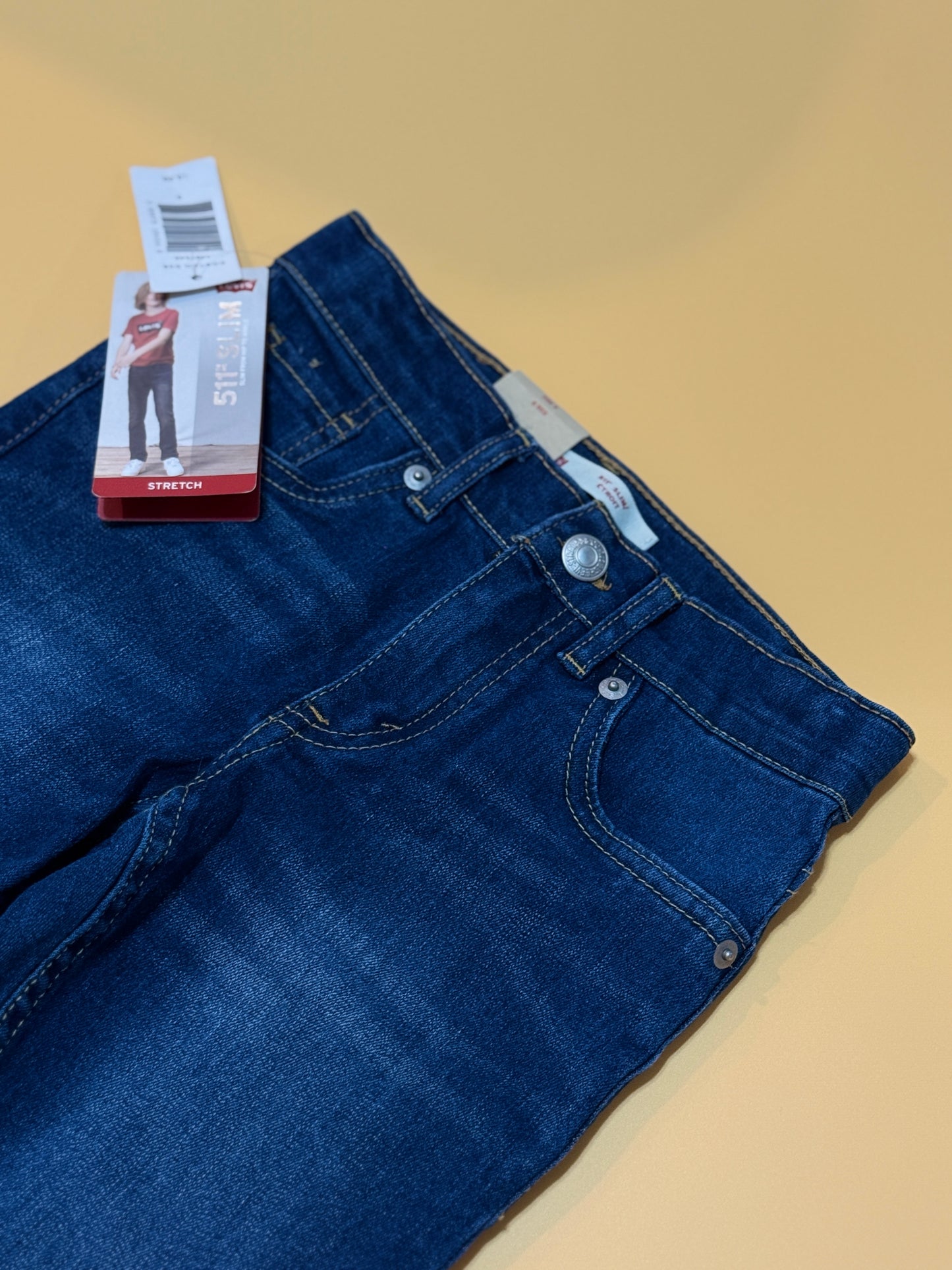 Levis Jeans NWT 6y