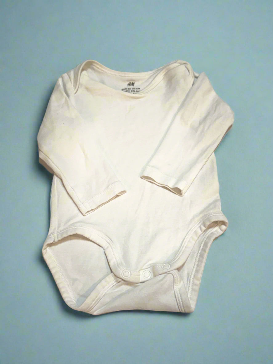 White H&M onesie 6m