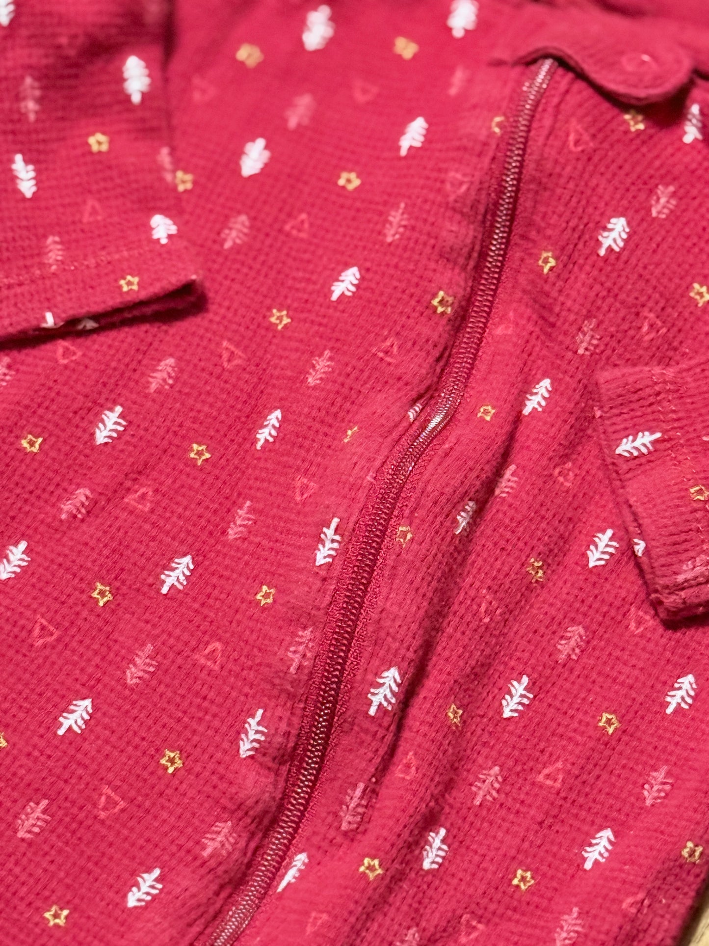 Old Navy Sleeper 0-3m Christmas Tree